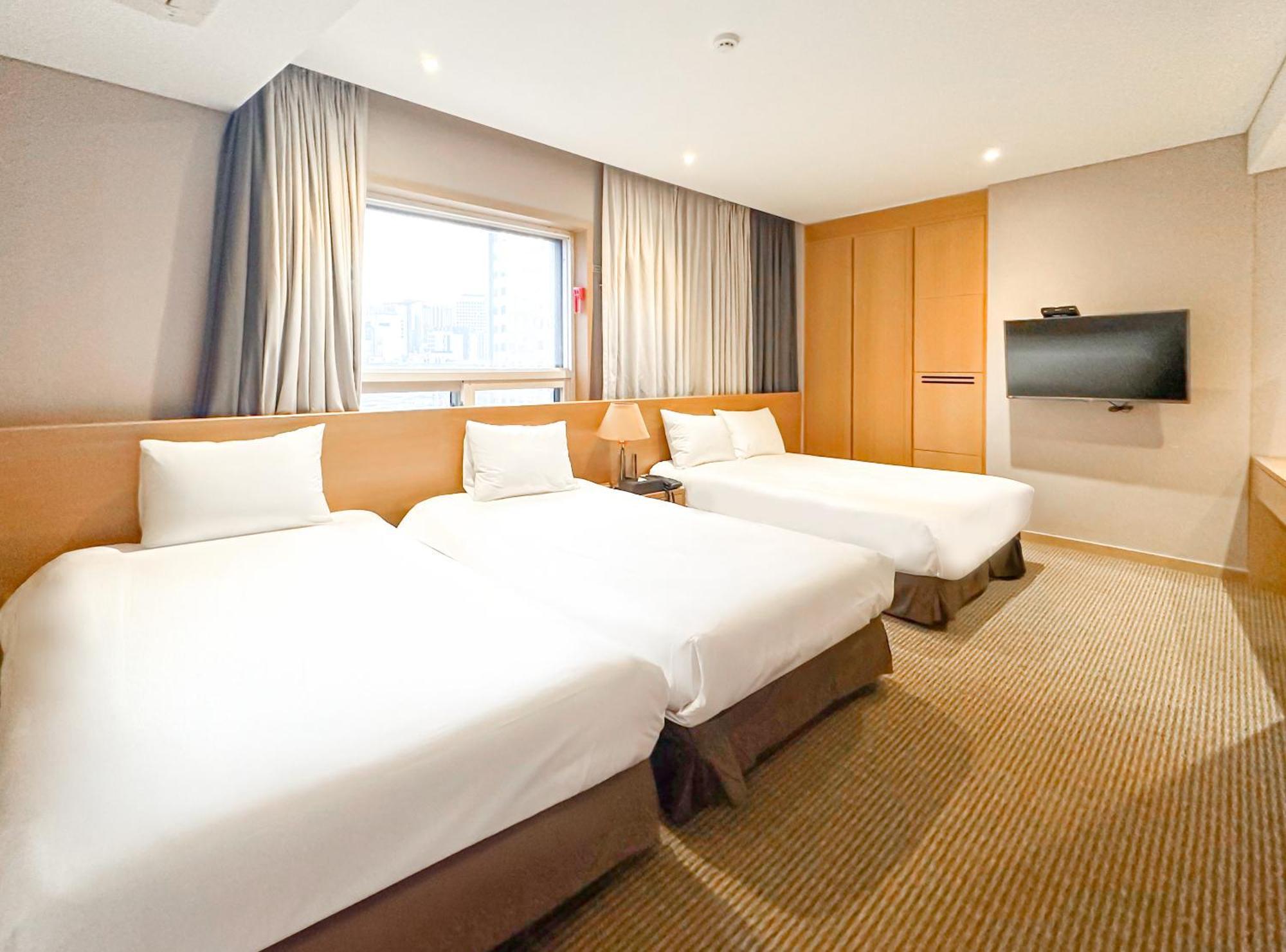 Hotel New Oriental Myeongdong Сеул Екстер'єр фото